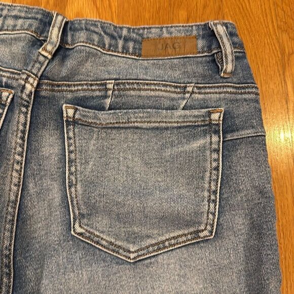 JAG Denim/Fray Blue Jean Women's Shorts - 8/29 / Great Condition - Picture 2 of 6